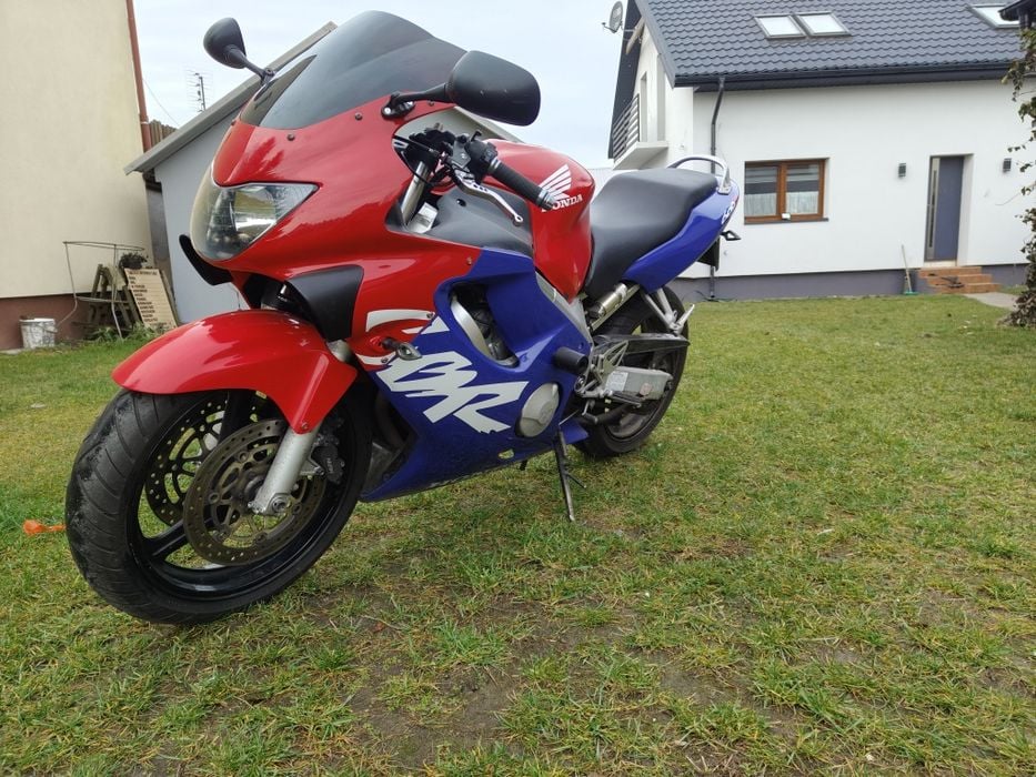 Honda CBR 600 F4