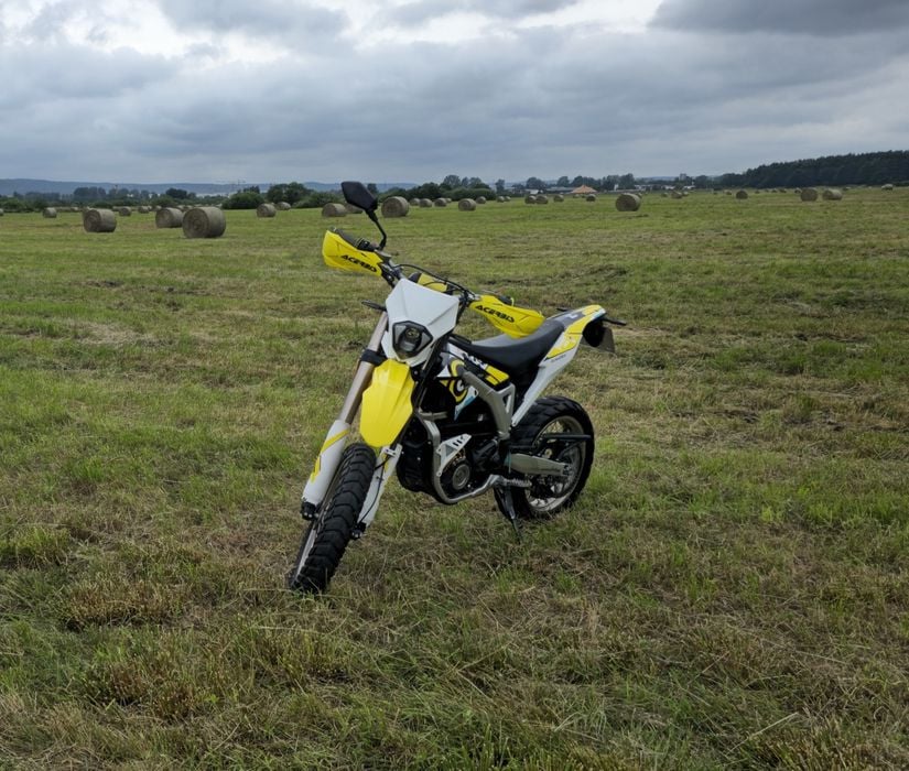 Motocykl motor elektryczny surron storm bee, zarejestrowany