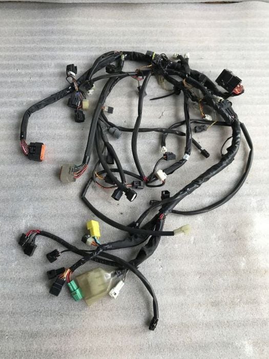 suzuki gsxr 1000 k7 k8 wiązka instalacja elektrycz