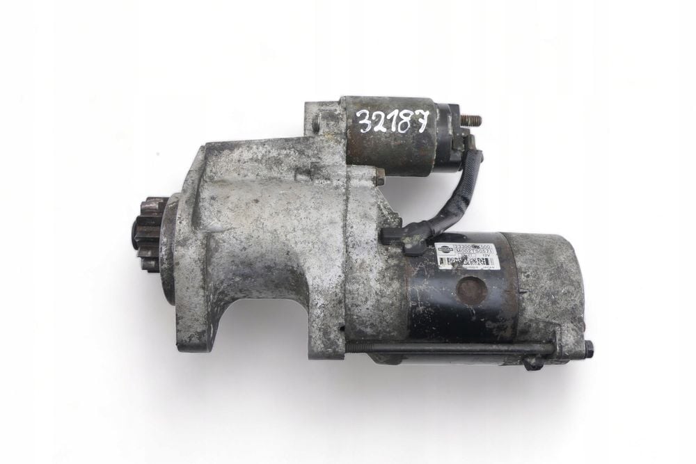 Rozrusznik NISSAN NAVARA D22 D40 2.5 D TD DCI 23300-VK500 YD25
