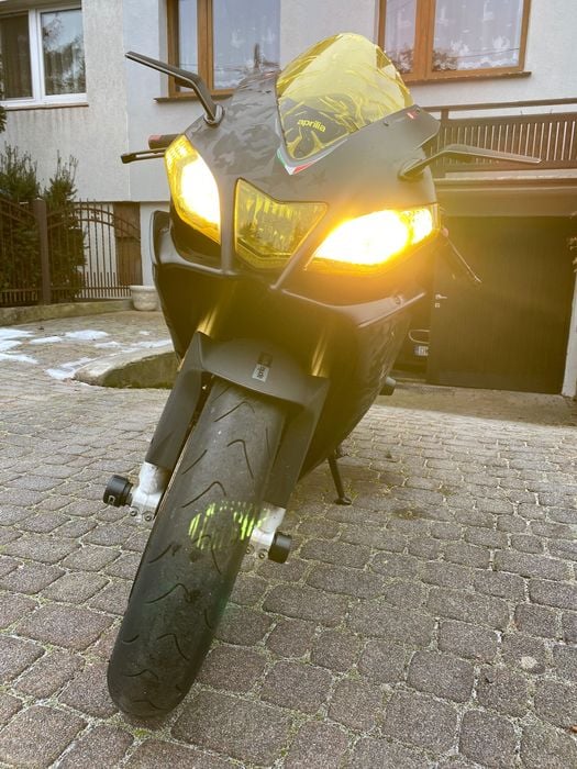 Aprilia RSV4 1000 RR