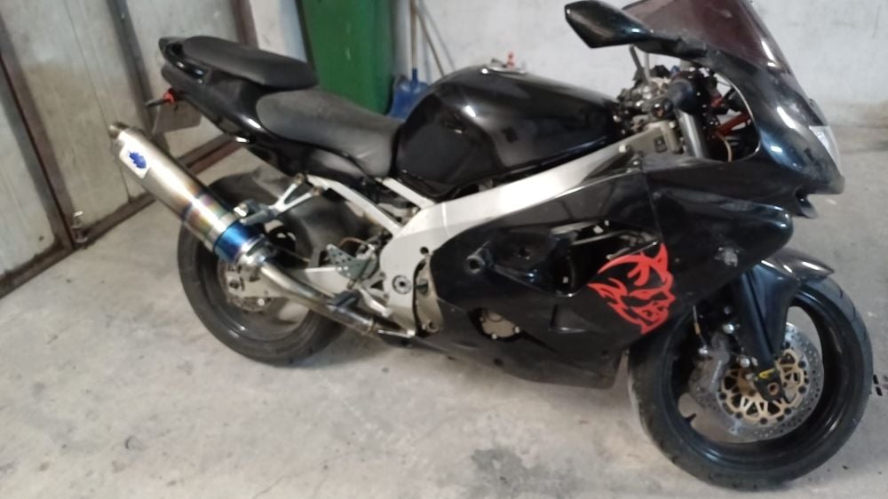 Kawasaki zx9r 1999r
