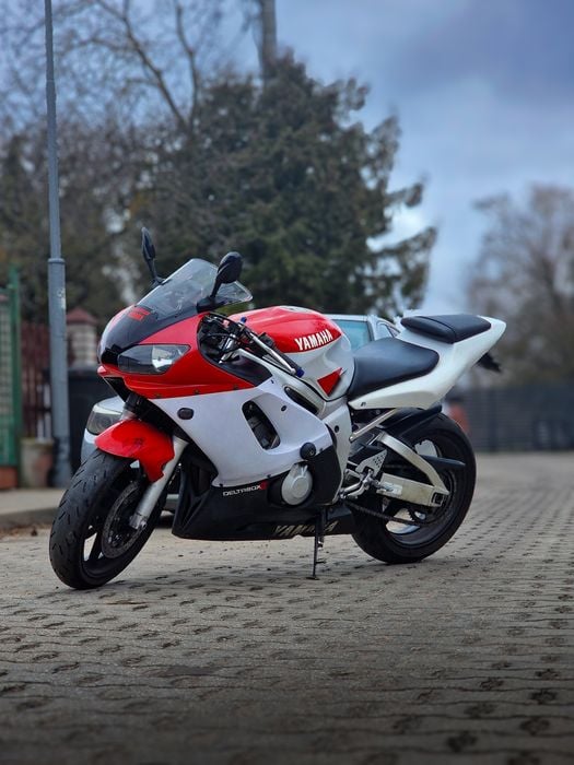 Yamaha R6 RJ03 600cc ścigacz sport