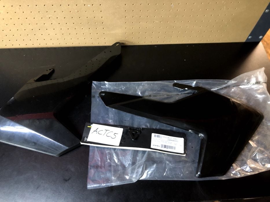 ACERBIS osłony chłodnicy Husqvarna TC/FC 16>18 TE/