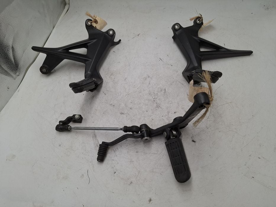 Honda vfr 1200 x crosstourer set prawy lewy pasażera podnóżek