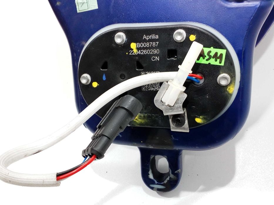 Aprilia RS 660 pompa paliwa