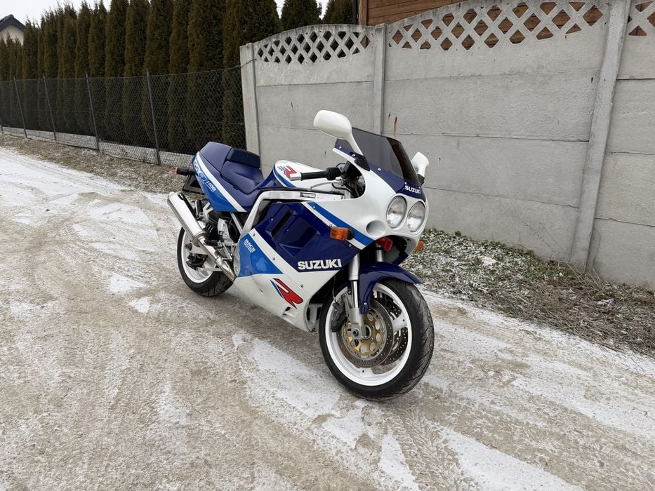 Suzuki GSX-R 1100 Slingshot 1989r moc 143 KM Gotowy do jazdy