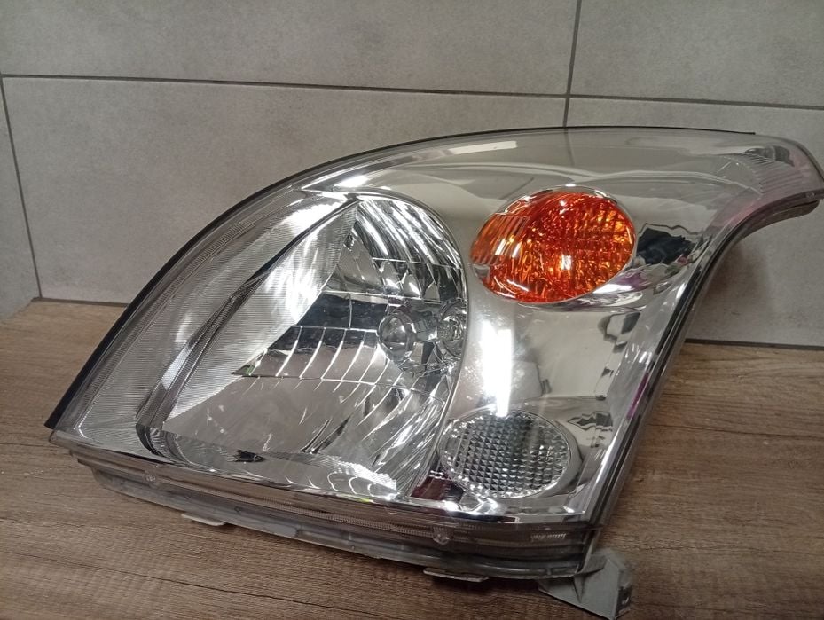 Lampa Toyota Land Cruiser