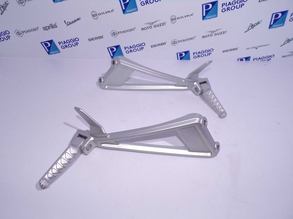 Komplet Set Pasażera Sety Prawy i Lewy Aprilia RS660 Tuono 660 NOWE