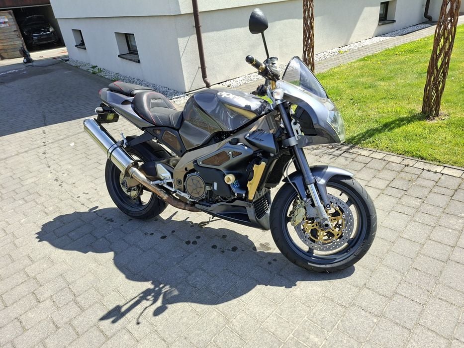 Aprilia   Rsv TUONO 1000