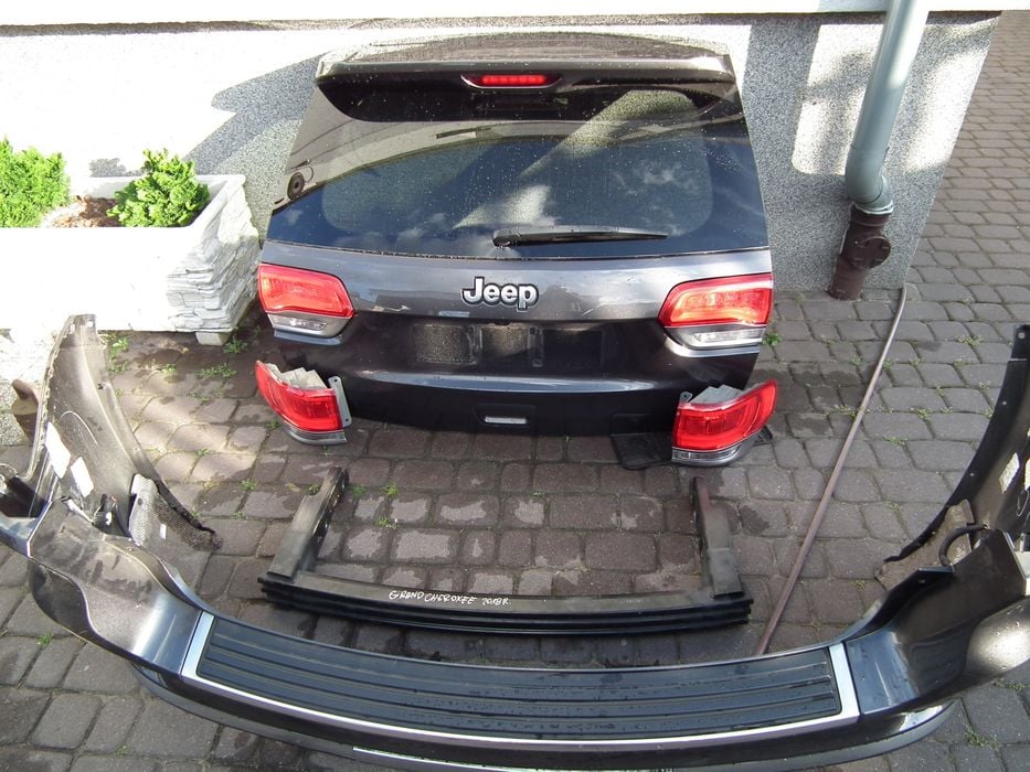 Jeep  grand Cherokee wk2  lift  klapa tył