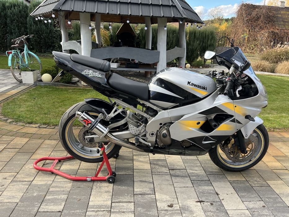 Kawasaki ninja ZX900