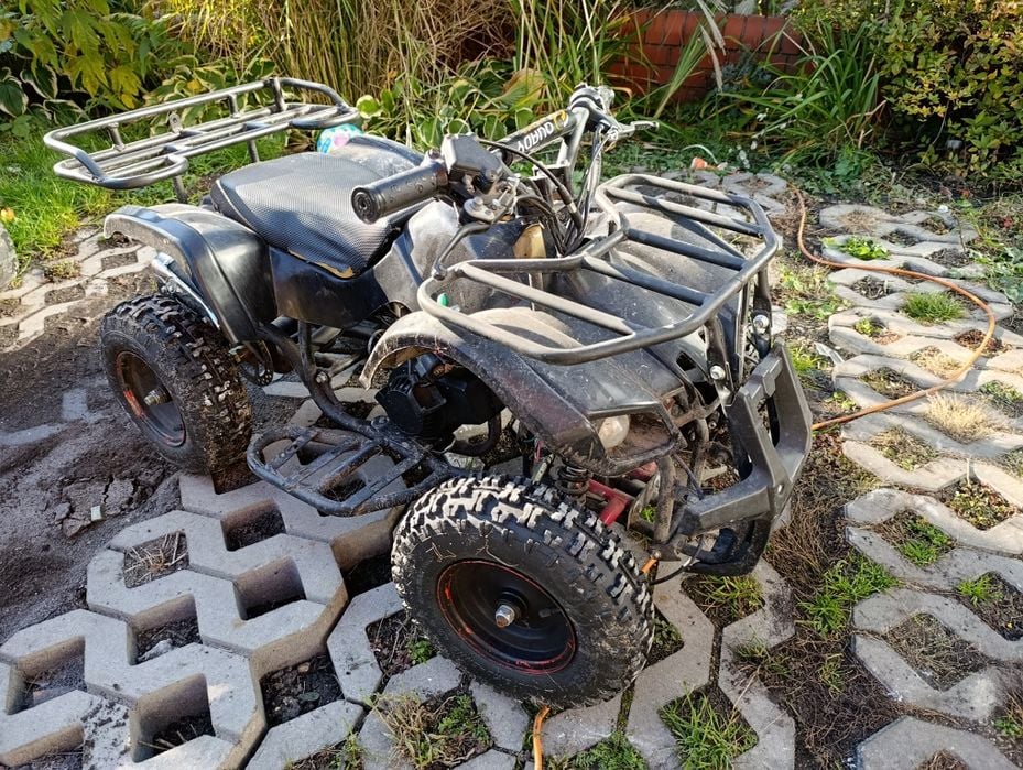 Sprzedam quada spalinowego 50