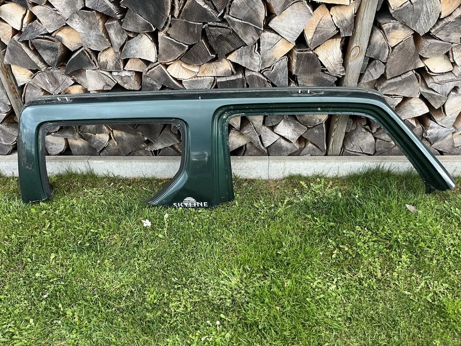 Suzuki jimny dach slupek