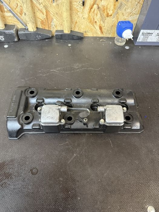 Pokrywa zaworów Suzuki GSX-R 1000 K9-L6