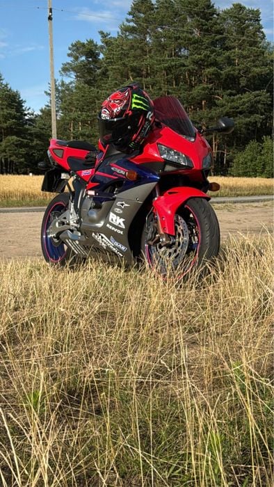 Honda CBR1000RR,2004r