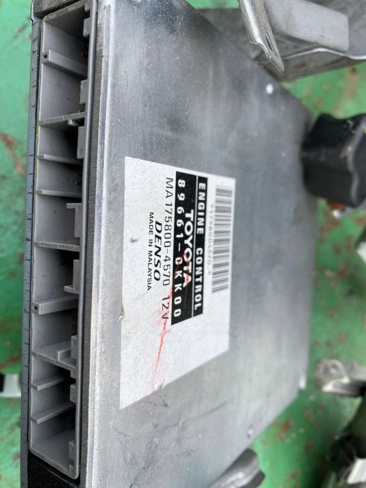 toyota hilux 30d4d strerownik komputer inno komplet OKK00