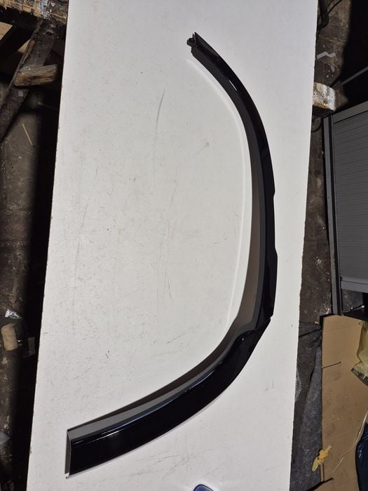 Land Rover Defender L663 110, listwa błotnika prawy tył L8B2-290E22-BB