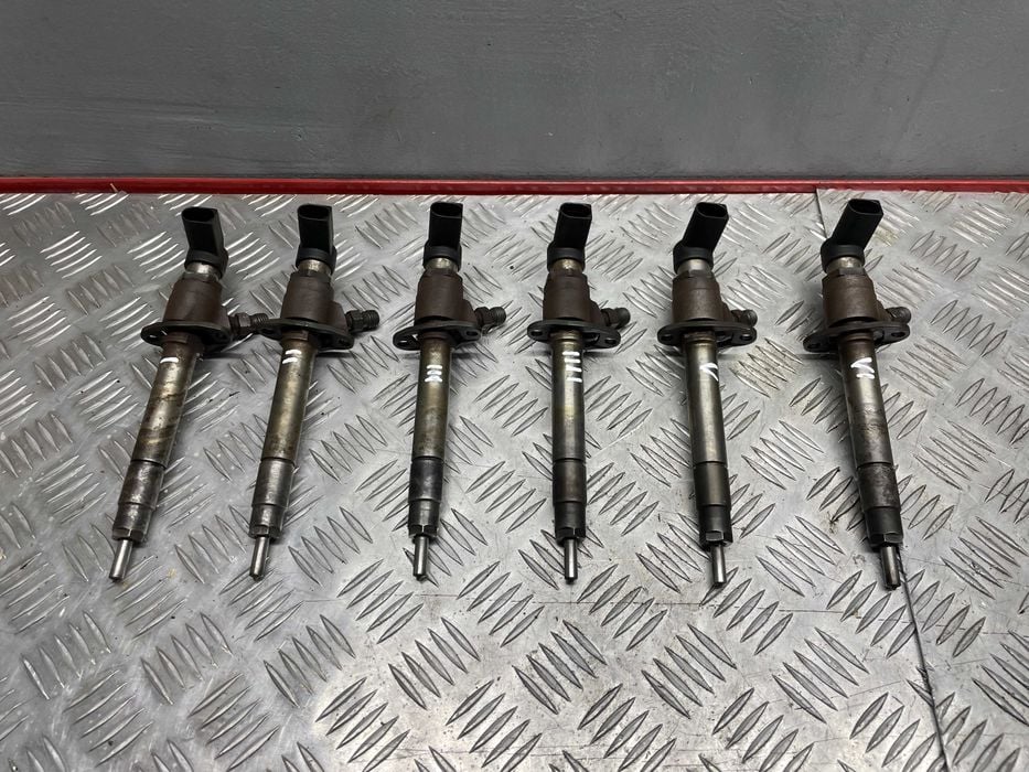 Wtryskiwacz 4H2Q-9K546-AF Land Rover Discovery III 2,7 TDV6  6Sztuk