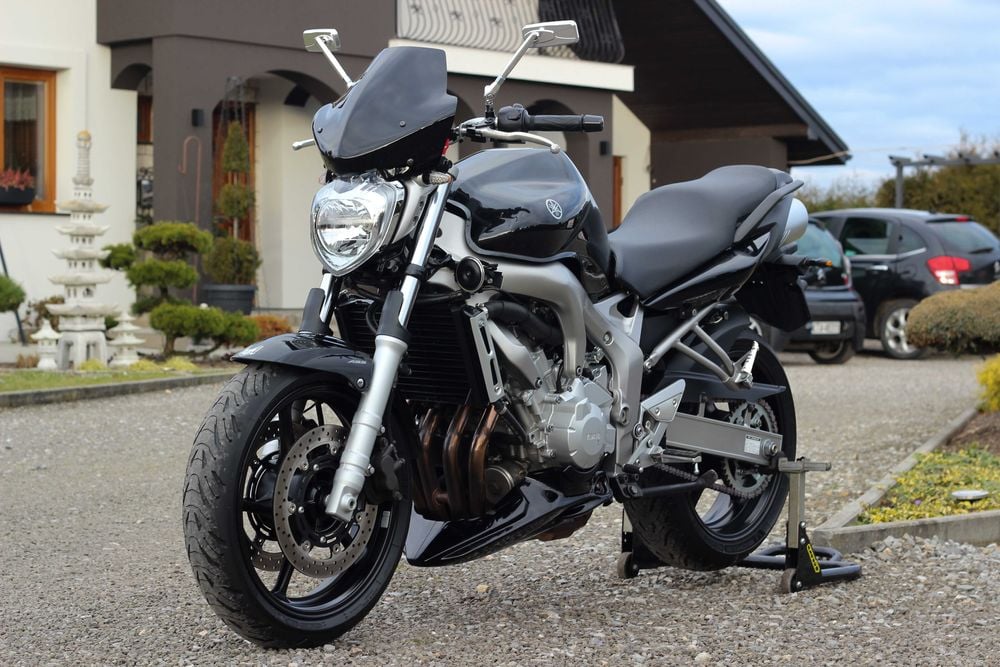 Yamaha FZ6 2007 – tylko 14 600 km przebiegu! Markowe dodatki PUIG