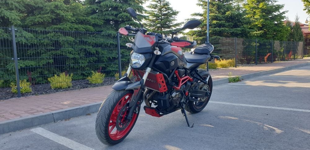 Yamaha Mt07 moto cage a2