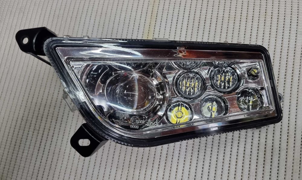 Polaris RZR Turbo 2016  - lampa - lewy przód