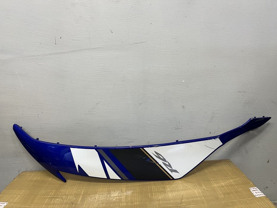 Yamaha yzf-r6 rj15 bok owiewka wypelnienie