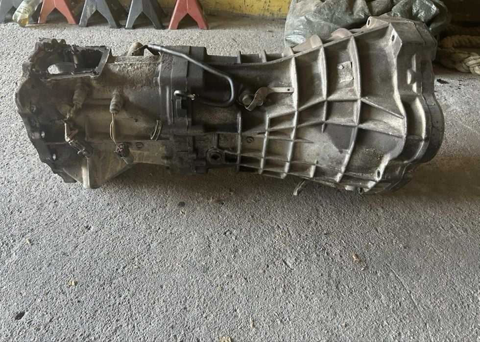 Skrzynia manual nissan patrol y61 2.8