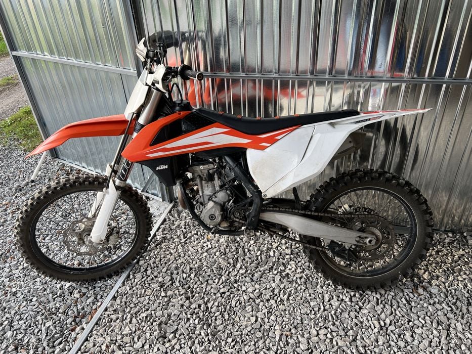 Ktm sx-f 250. 2016 rok