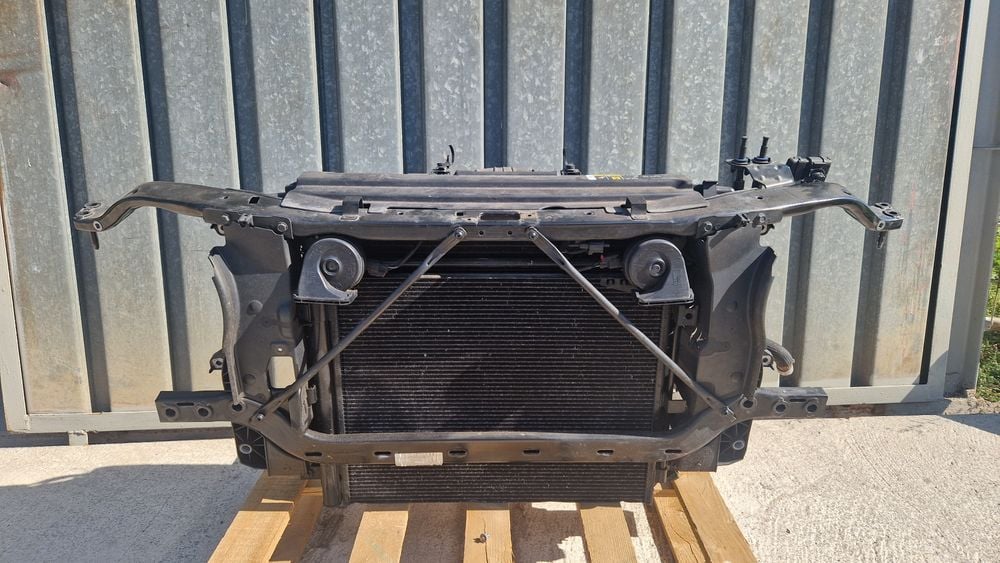 Pas przedni kpl Jeep Wrangler JL Rubicon Sahara Sport