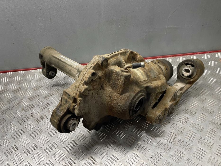 Most Dyfer Przód 5H22-3017-GA Land Rover Discovery III 2,7 TDV6