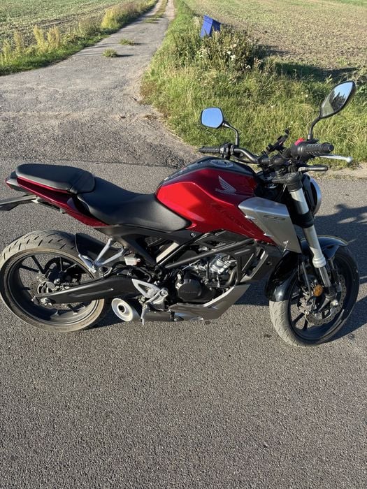 Honda cb125r niski przebieg!!