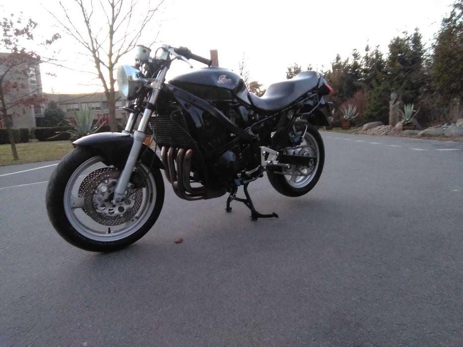 Suzuki GSX 750 Katana GSXF (GSXR GS Ninja)