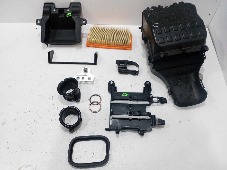 Aprilia rs 660 osłona obudowa guma filtr mocowanie czujnik części