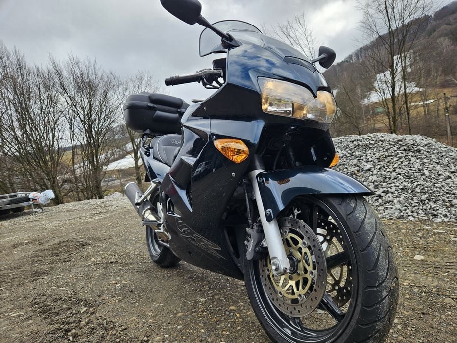 Sprzedam honde vfr 800