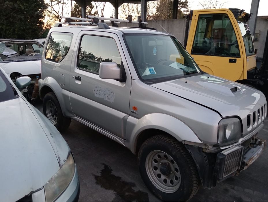 Suzuki jimny 1.5 ddis silnik most rama części