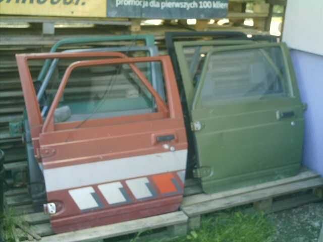 Suzuki samurai drzwi  ramka szyby klapy