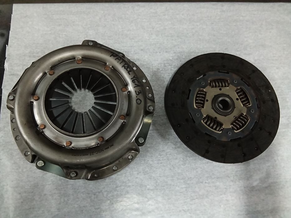 Sprzęgło Nissan Patrol Y61 ZD30