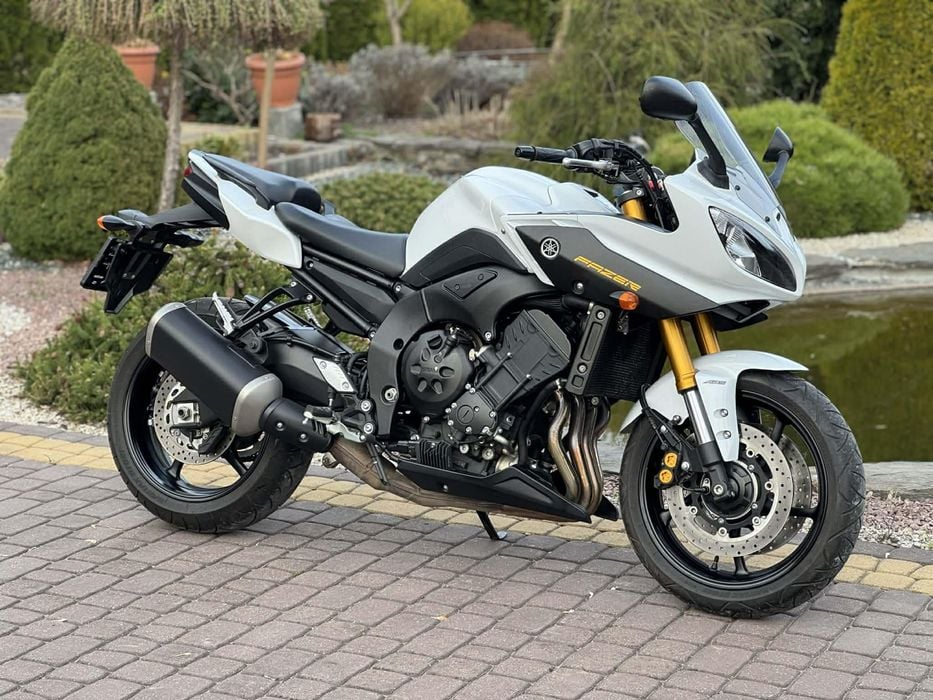 YAMAHA FZ8 Tylko 5600 Przebiegu Dostawa Raty