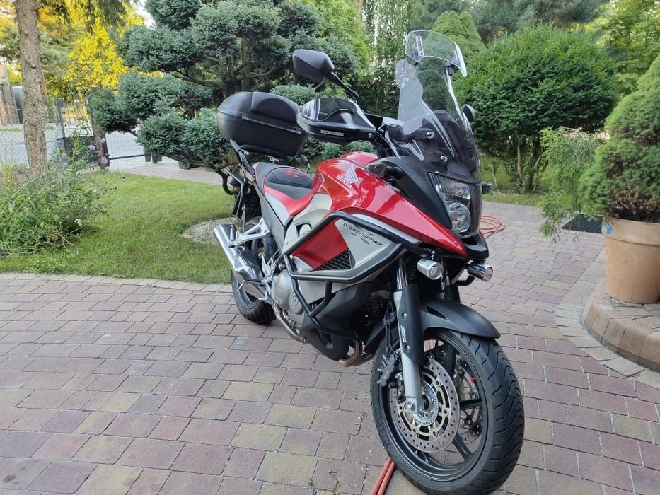 Honda VFR800X Crossrunner 2011 – Idealny stan