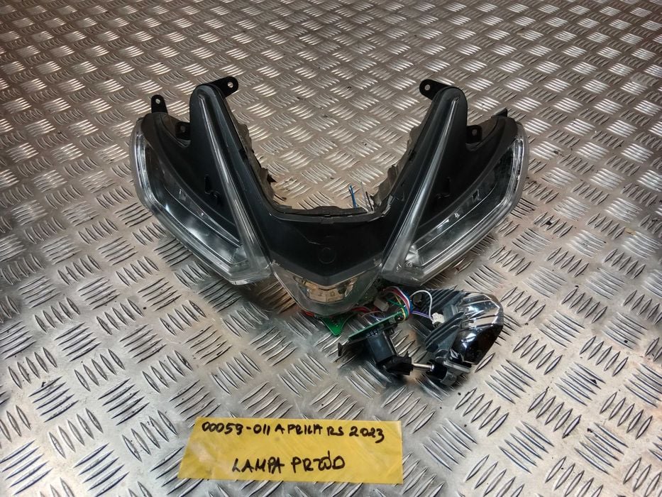 Aprilia RS 660 Reflektor Przedni Lampa Przód Przednia 20-25