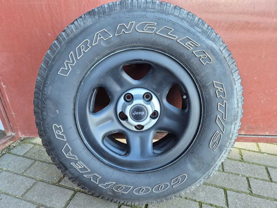 Felga Opona 225/75x15 5x114,3 Jeep Wrangler