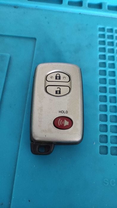 Toyota 4runner , prius , land cruiser , kluczyk pilot USA