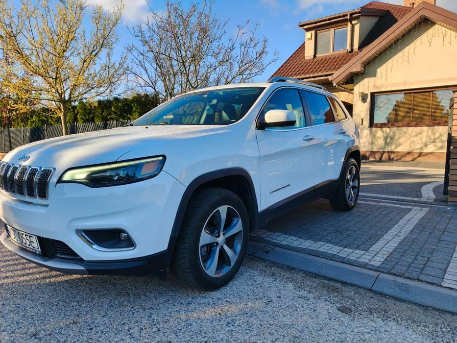 Sprzedam Jeepa Cherokee