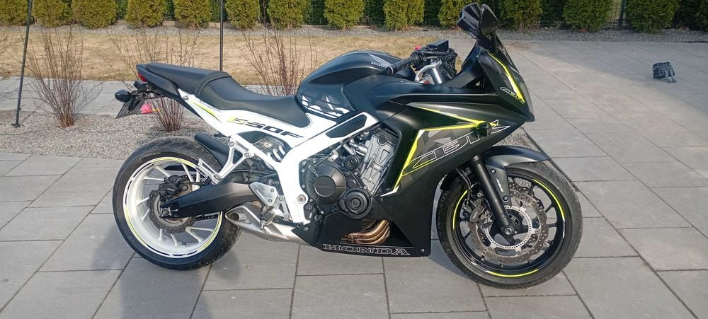 Honda CBR650F ABS, 2016 rok  kat A2 35kW tylko 33000km