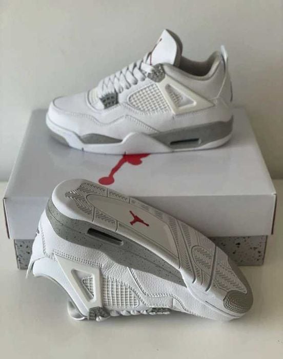 Buty sportowe Jordan_4_Retro_White_Oreo R.39