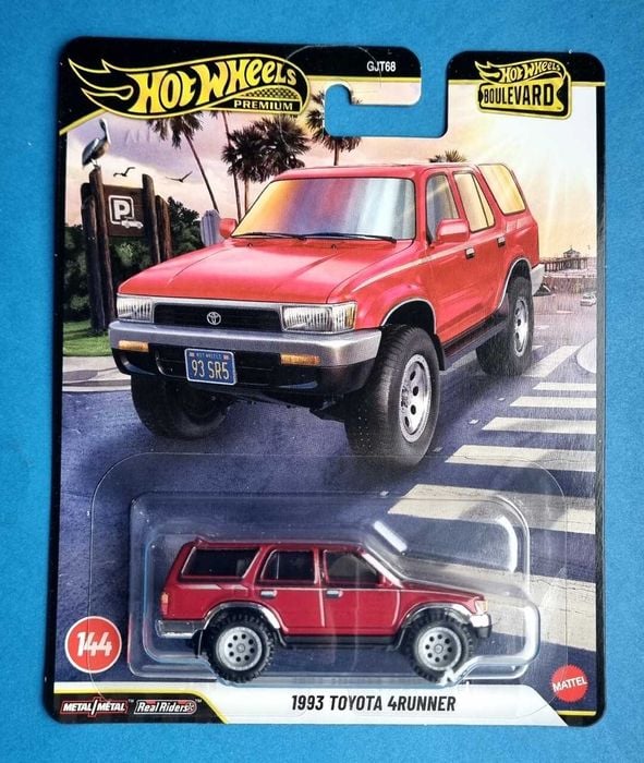 Hot Wheels Premium model 1993 Toyota 4Runner Boulevard