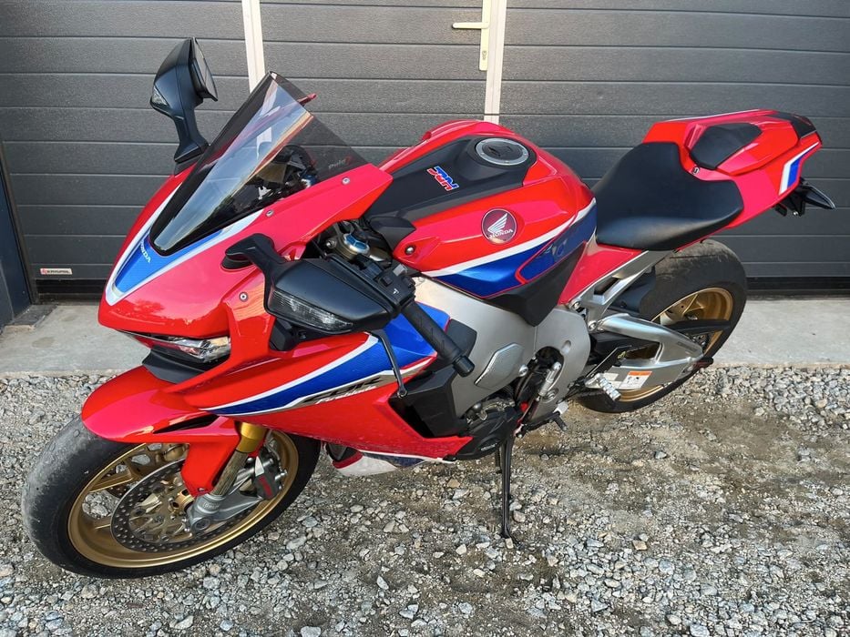 Honda Cbr 1000 RR  Sp1    19 rok