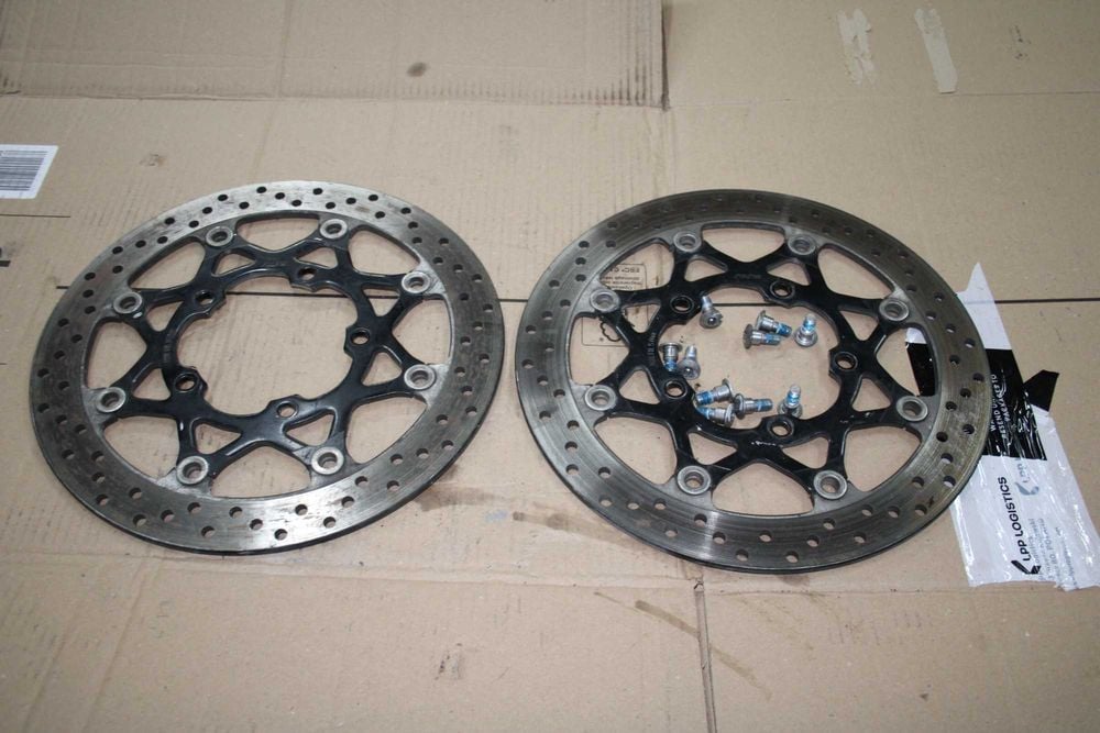 Tarcze Hamulcowe Tarcza Przód Śruby Suzuki GSXR 750 K6 K7 06-07, 600