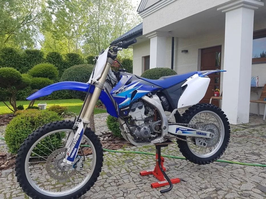 Yamaha YZF 250 • 2006r • 175 mth • Stan bdb
